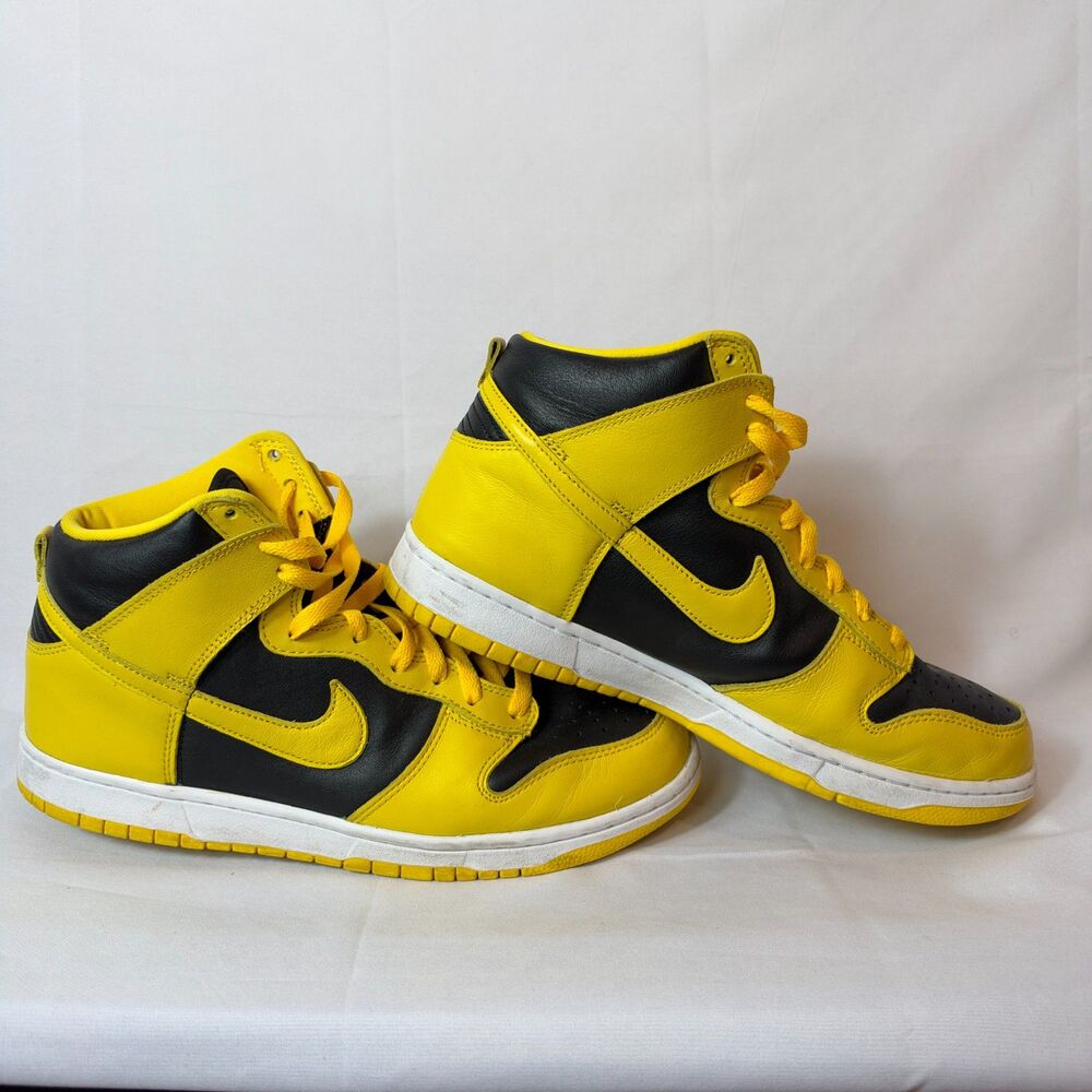 Nike Dunk Hi SP Black Varsity Maize Yellow Sneakers Mens 11 With Box